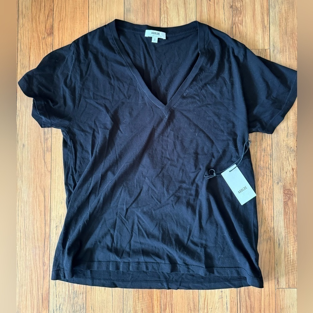 AGOLDE Black V-neck cotton-blend T-shirt - Picture 5 of 9
